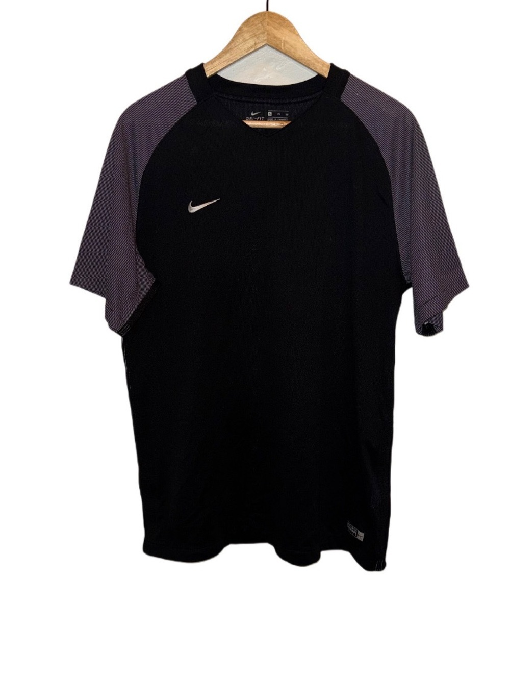Nike Authentic Soccer Men’s Black Athletic Short Sleeve Shirt Size Extra Large